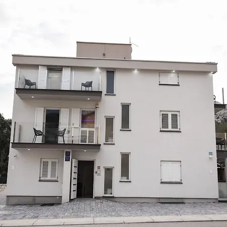 Villa San Antonio-Exclusive Apartments-2